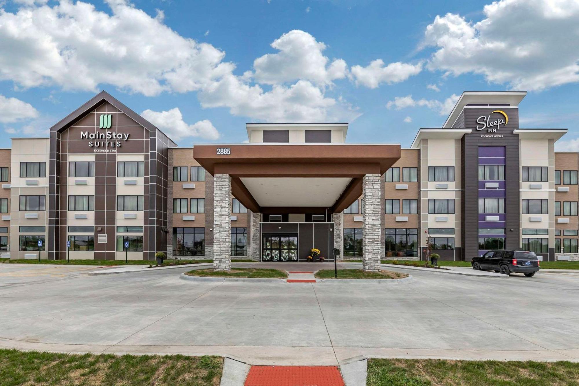Mainstay Suites Milwaukee-Franklin Franklin  Exterior photo